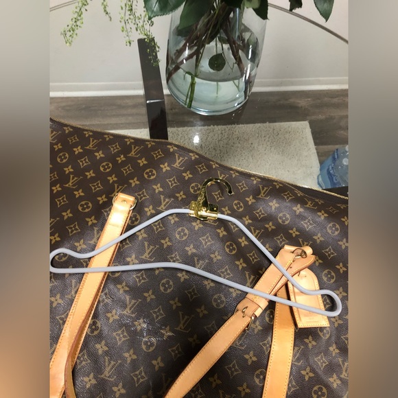 Authentic Monogram Louis Vuitton Garment Bag with hanger - Picture 4 of 13